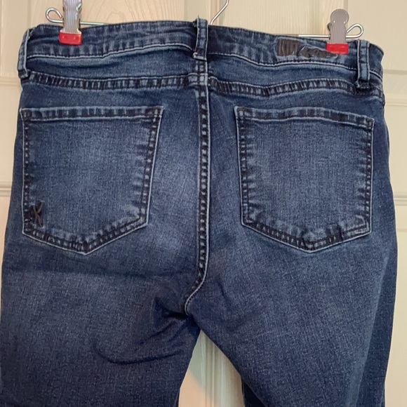 Jeans - Picture 3 of 3